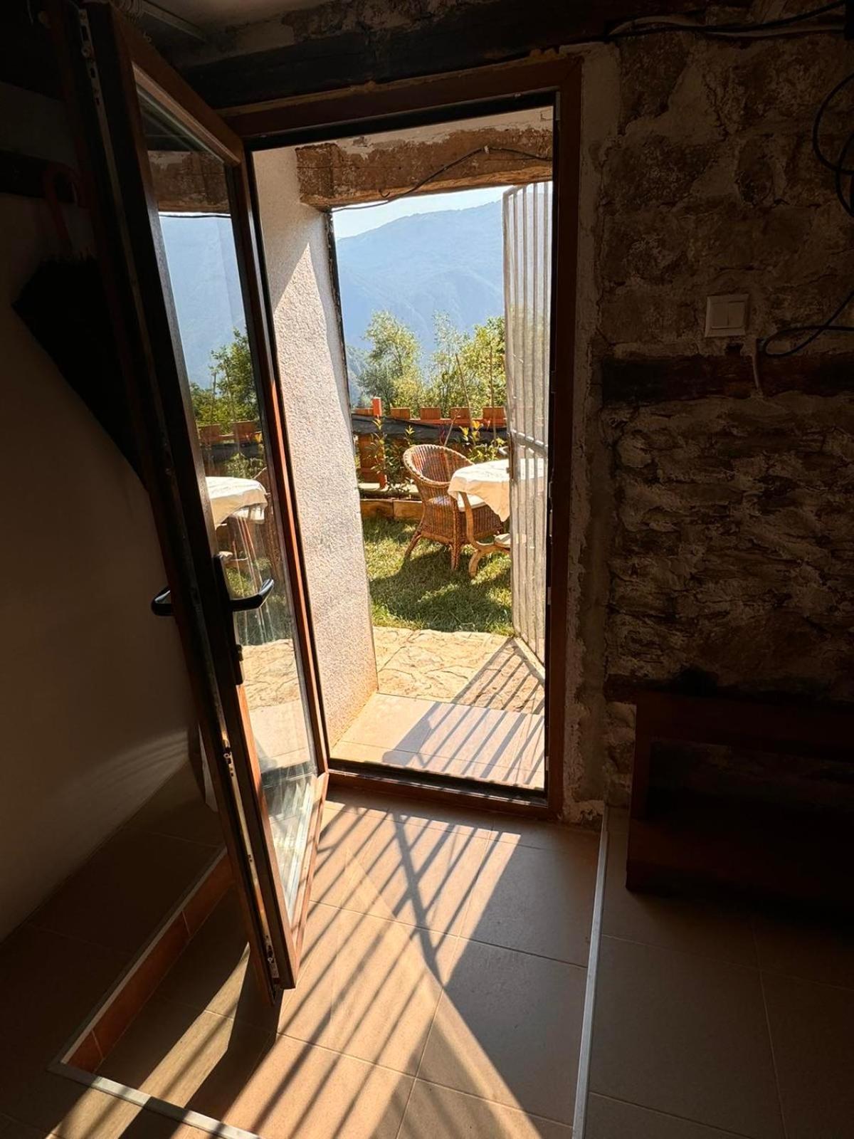 Cottage Modrich Struga Exterior foto